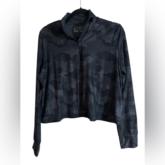 Yogalicious Lux Camo 1/4 Zip Pullover - Picture 6 of 7